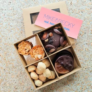 The Artisan Fruits & Nuts Collection